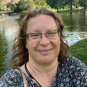 Meet your Posher, Anna